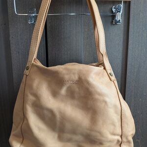 Women's Tan Shoulder Bag
